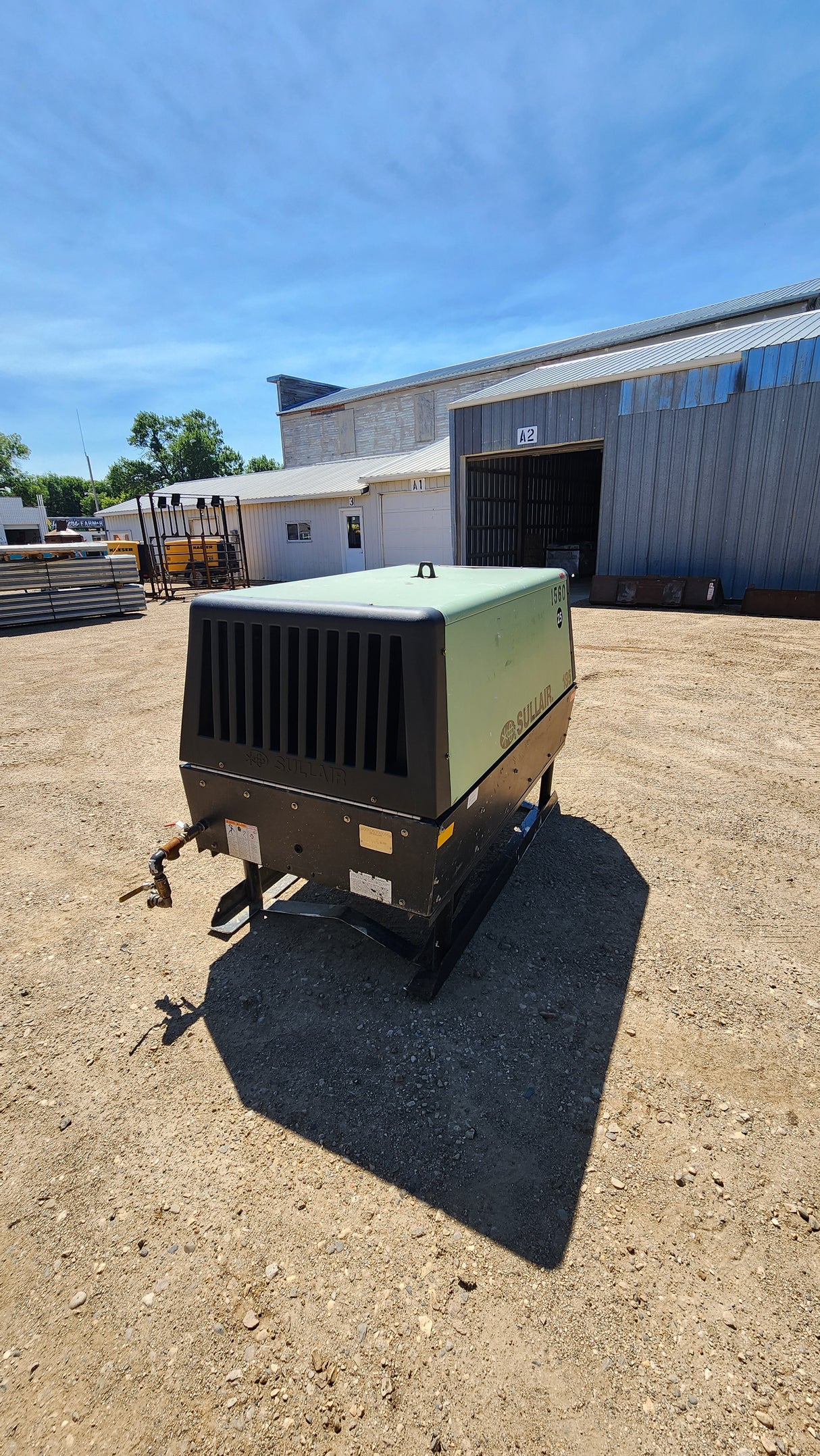 Sullair 185 CFM Air Compressor Stationary - used