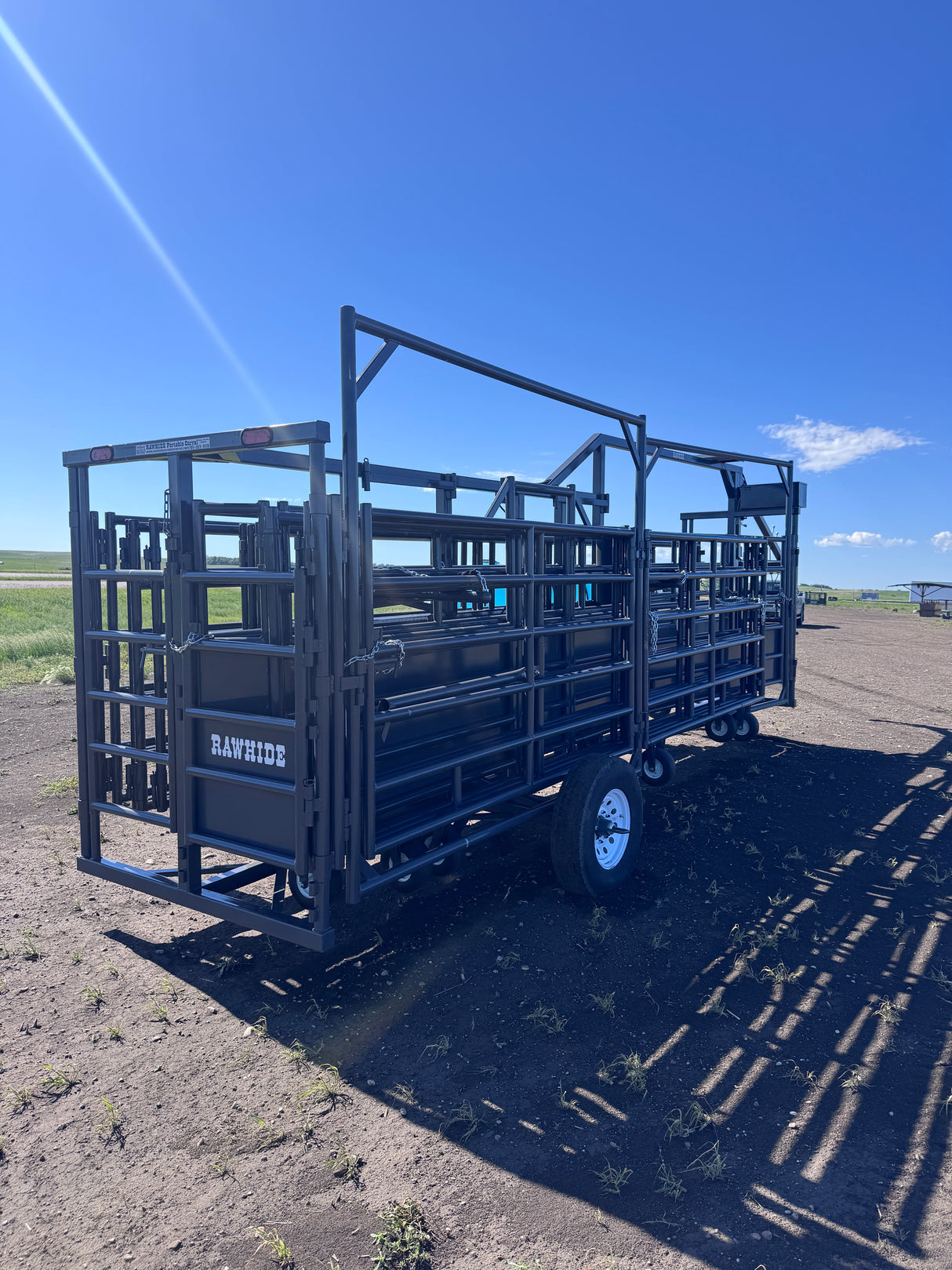 Rawhide Portable Corral - Classic Large +1 (In Stock)