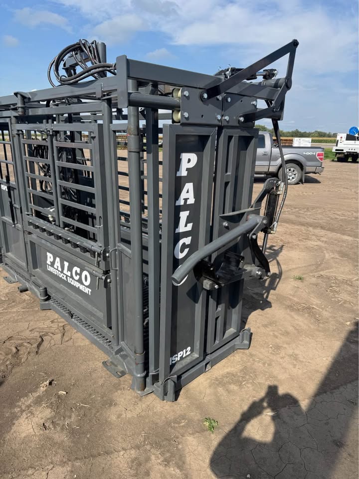 Palco 12’ Hydraulic Chute