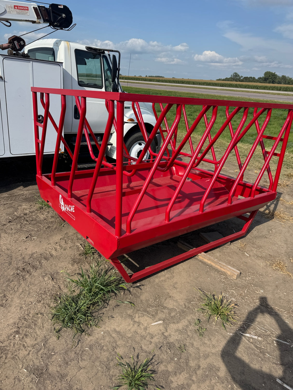 Apache 8x6.5 Hay Feeder