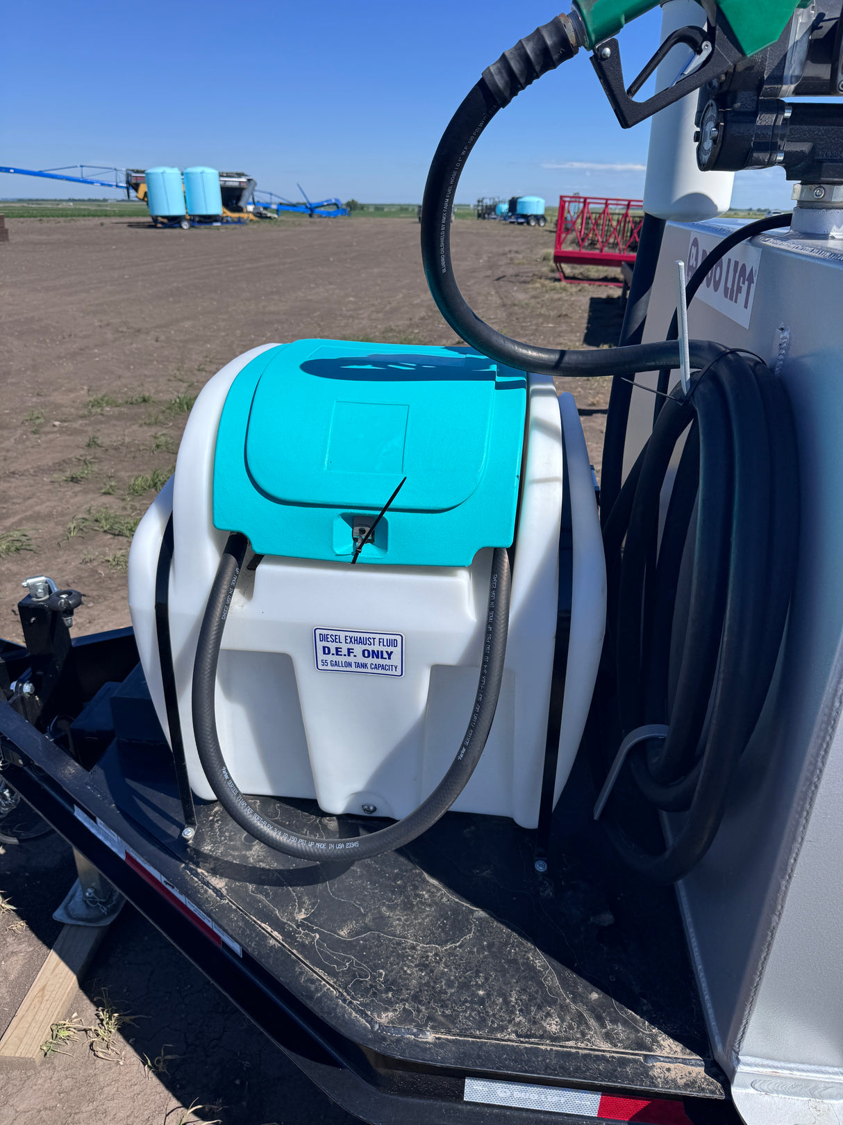 Duo Lift 545 Gallon Fuel & DEF Trailer