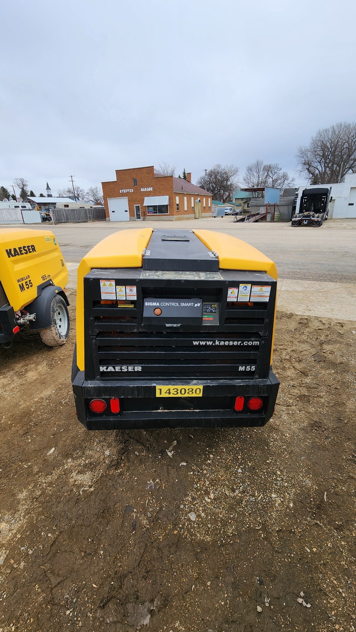 Kaeser 185 CFM Portable Air Compressor- used