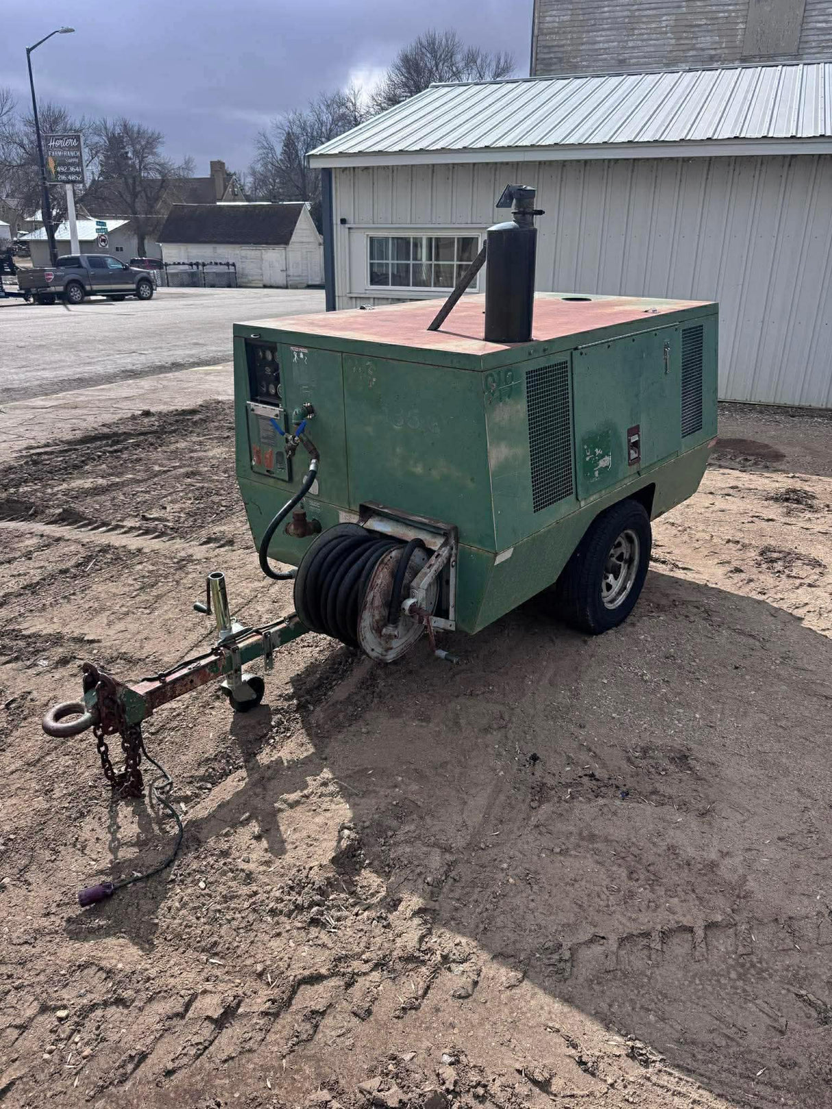Sullair 185 CFM Air Compressor- used