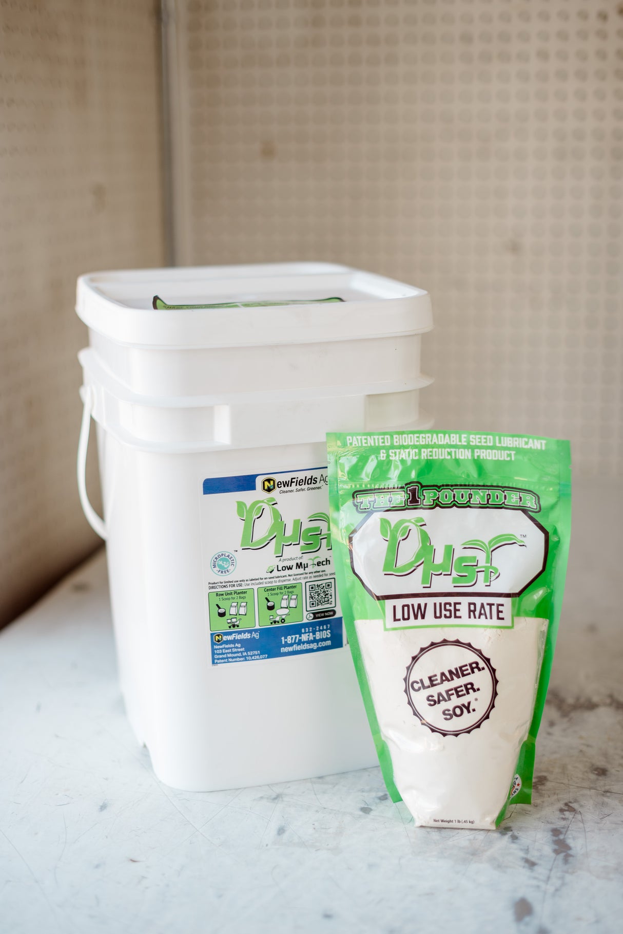 Dust pail and 1lb package