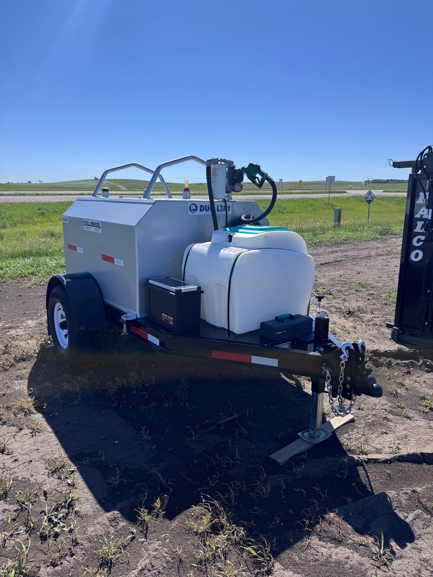Def Trailers Duo Lift 545 Gallon Fuel & DEF Trailer | Horter's Supply – Horter's ...