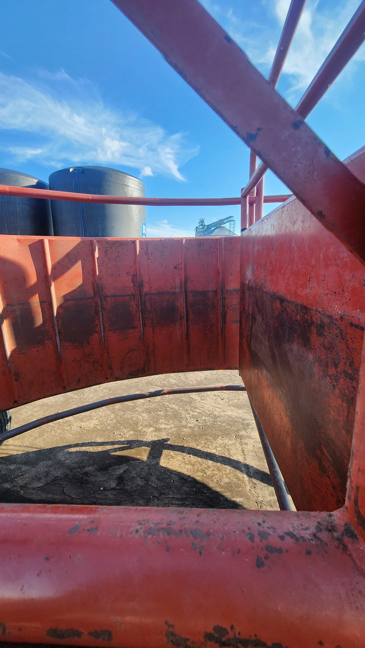 Manual Portable Tub, Alley & Chute System Stur-D