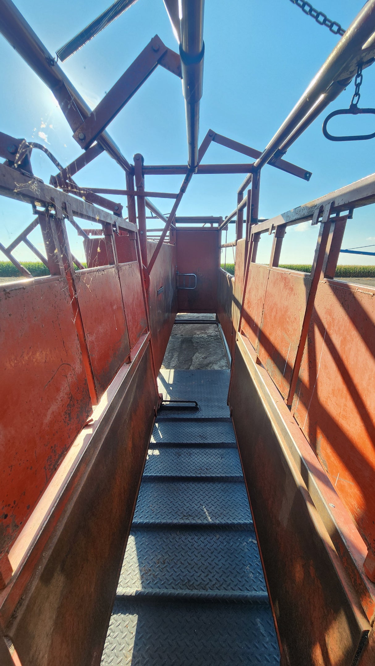 Manual Portable Tub, Alley & Chute System Stur-D