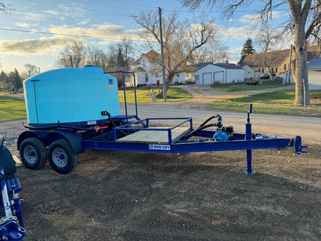 Duo-Lift 1300 gallon cone bottom tank trailer