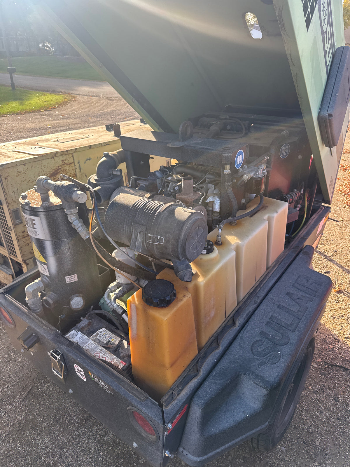 Sullair 185 CFM Air Compressor - Used 2018 w/ reel