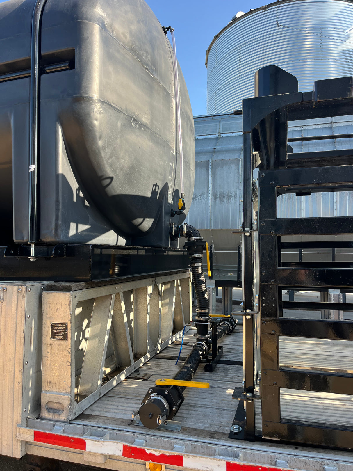 Custom Semi Spray Trailer