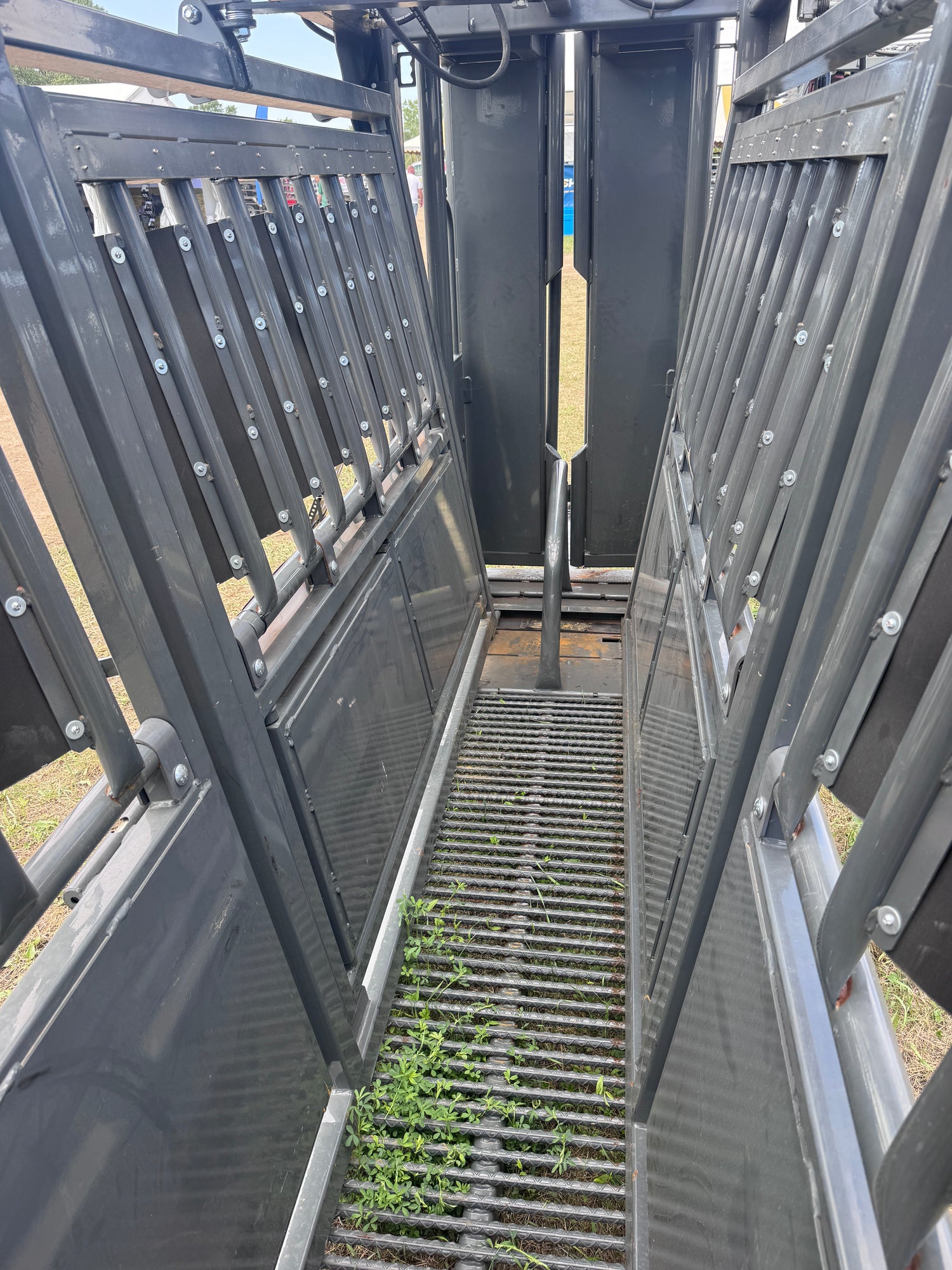 Heavy Duty Palco Hydraulic Chute